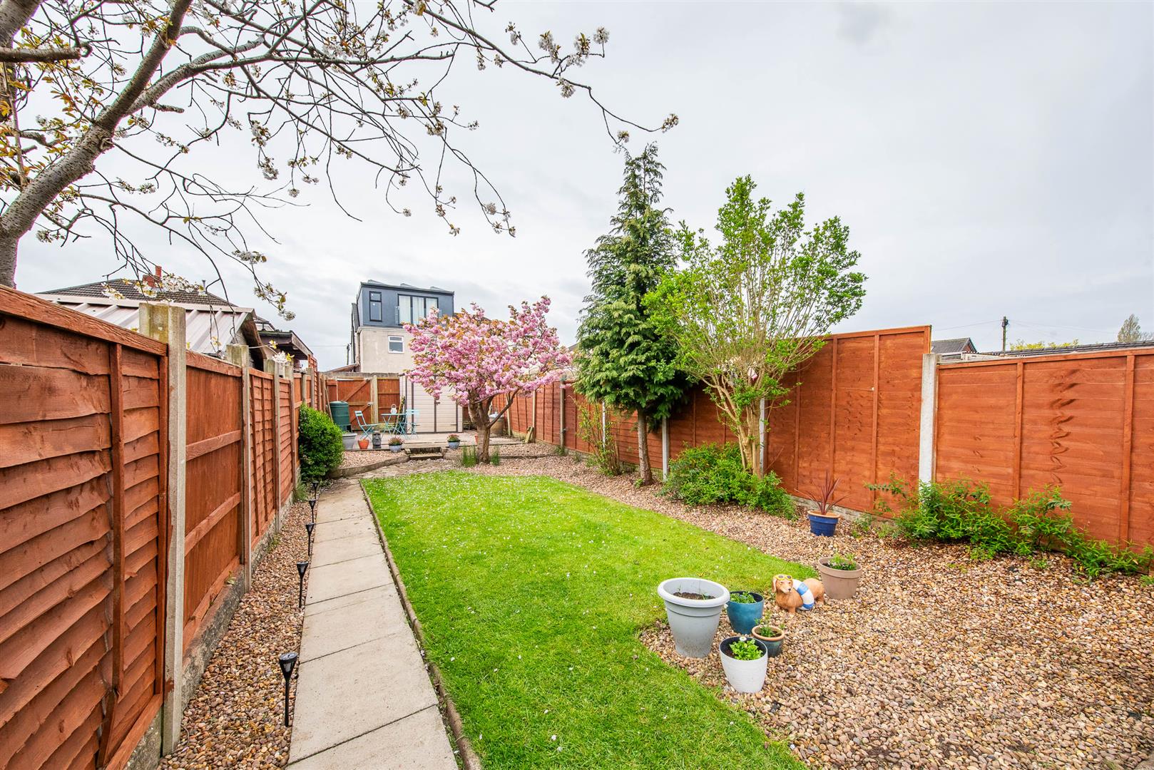 Young Avenue, Leyland